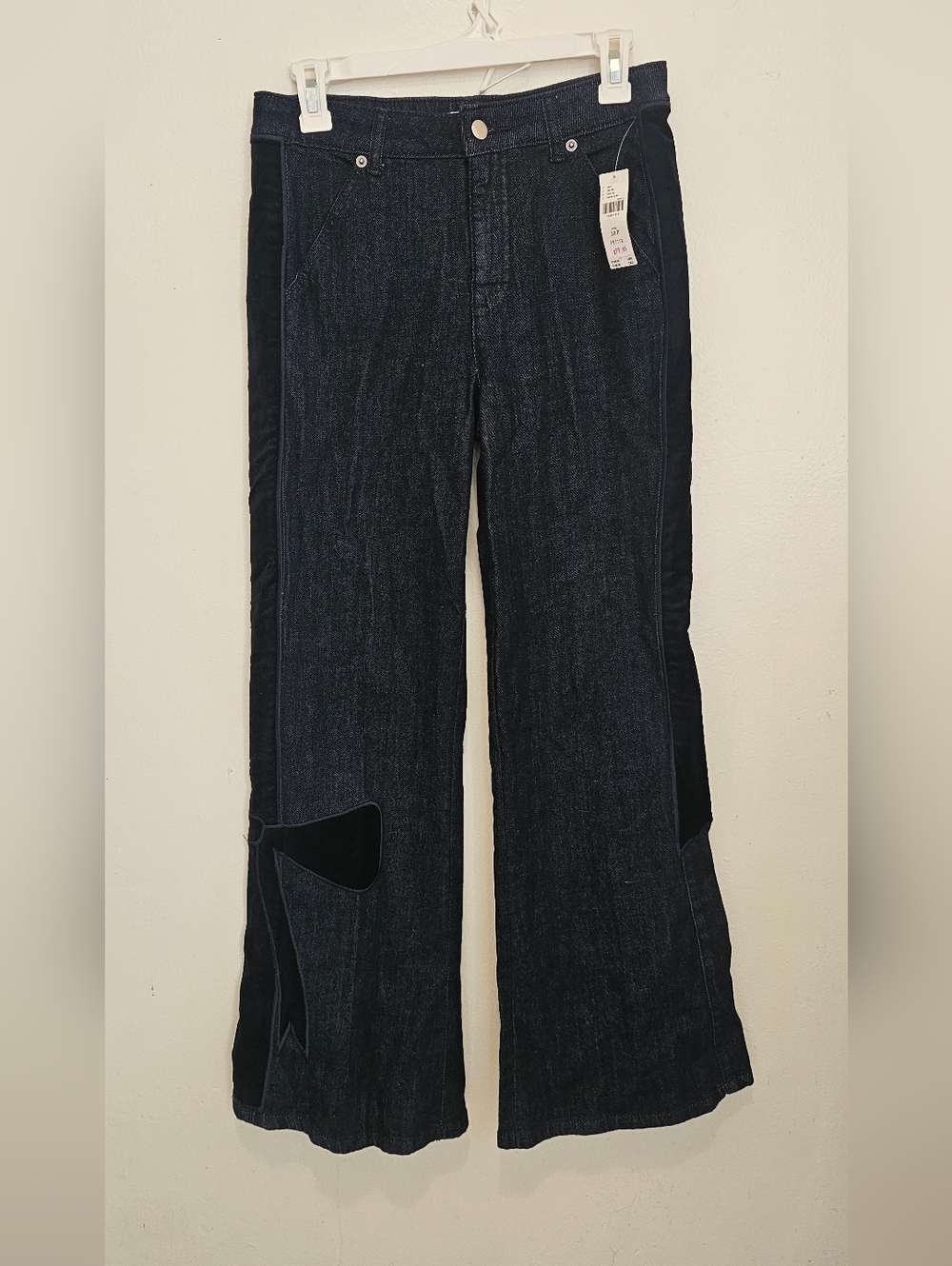 Maeve Velvet Bow Flare Jeans 28P - Picture 2 of 5